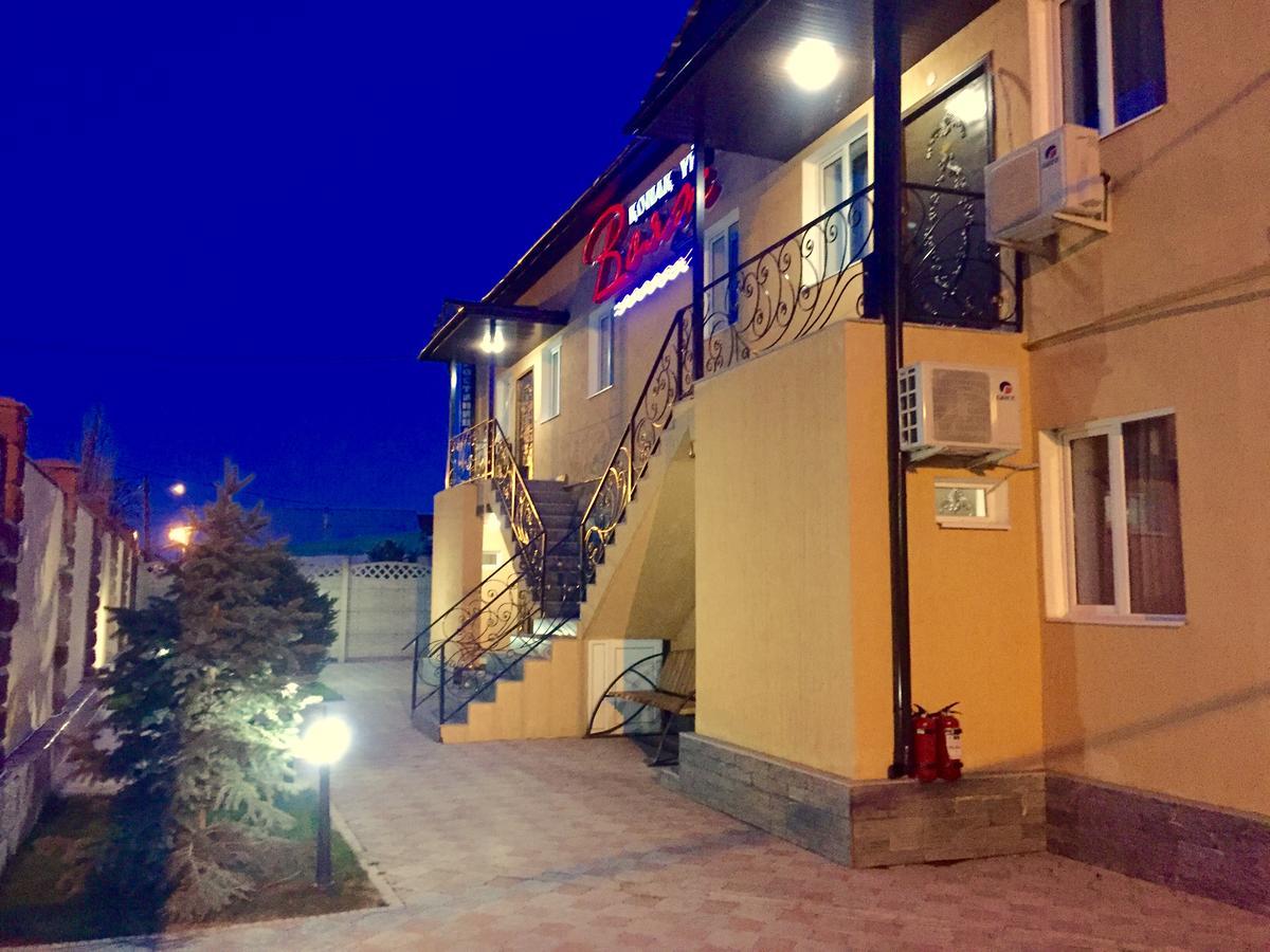 Voyazh Hotel Taraz Exterior photo